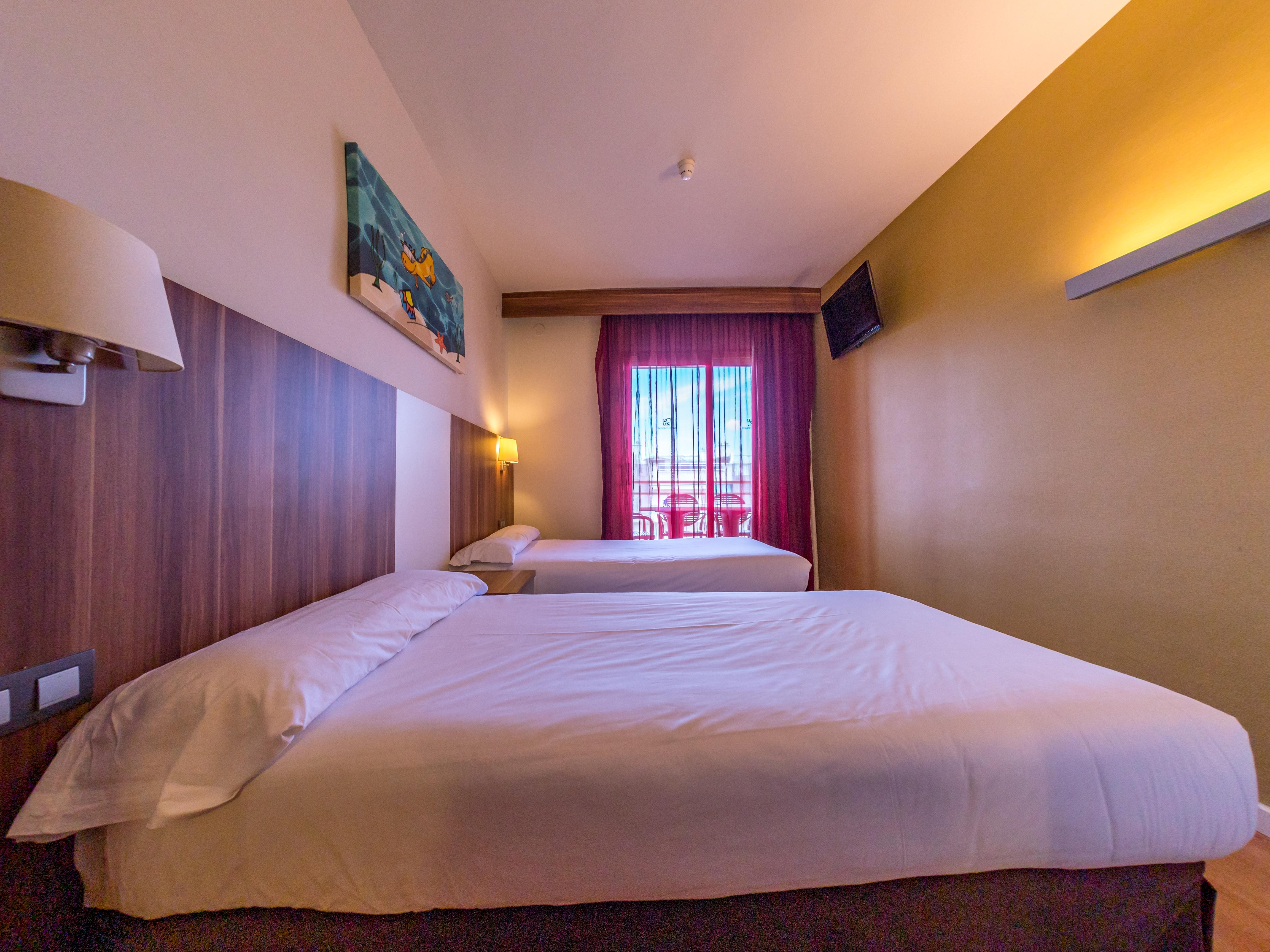 Golden Avenida Family Suites 4* Salou Exterior foto