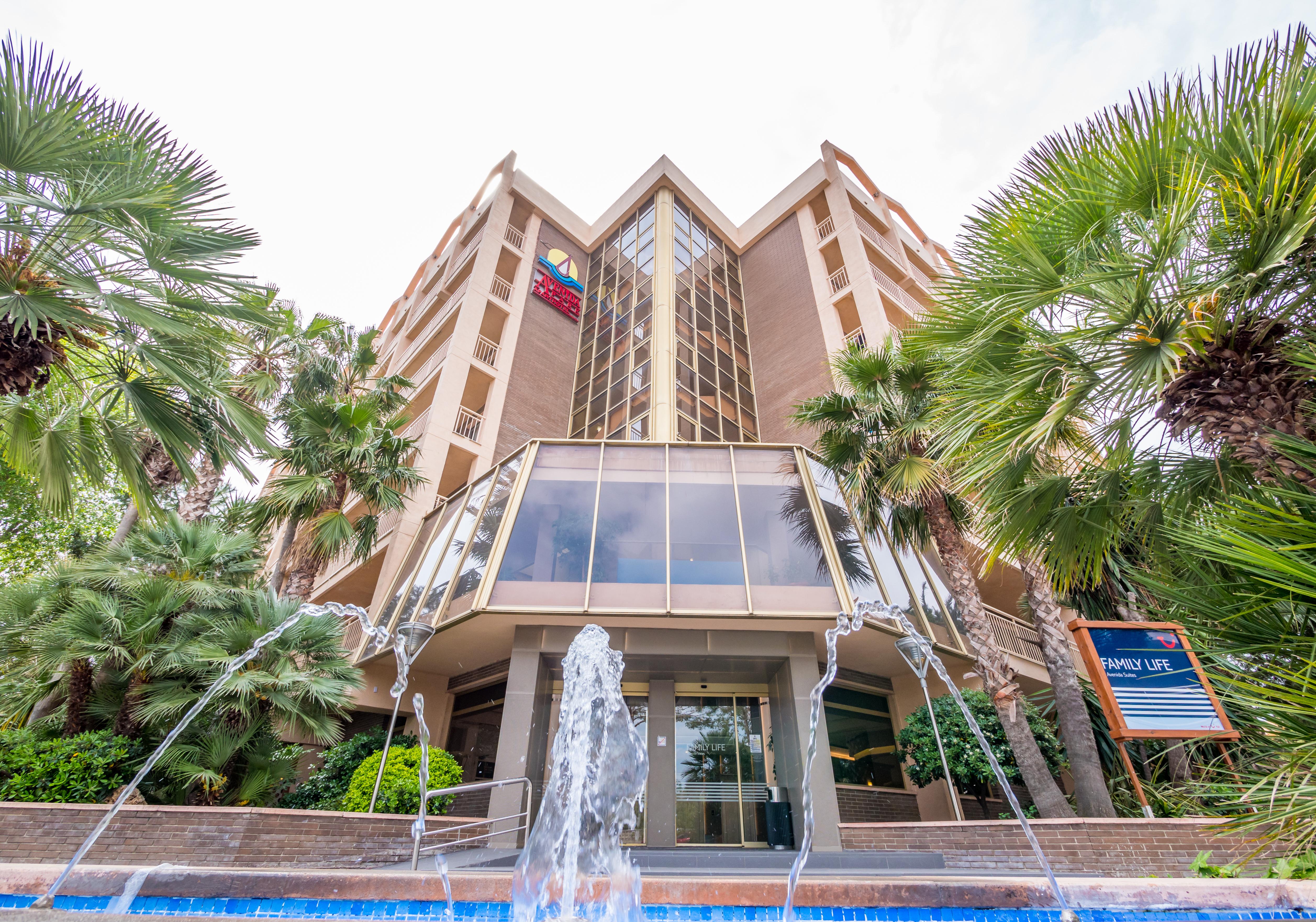 Golden Avenida Family Suites 4* Salou Exterior foto