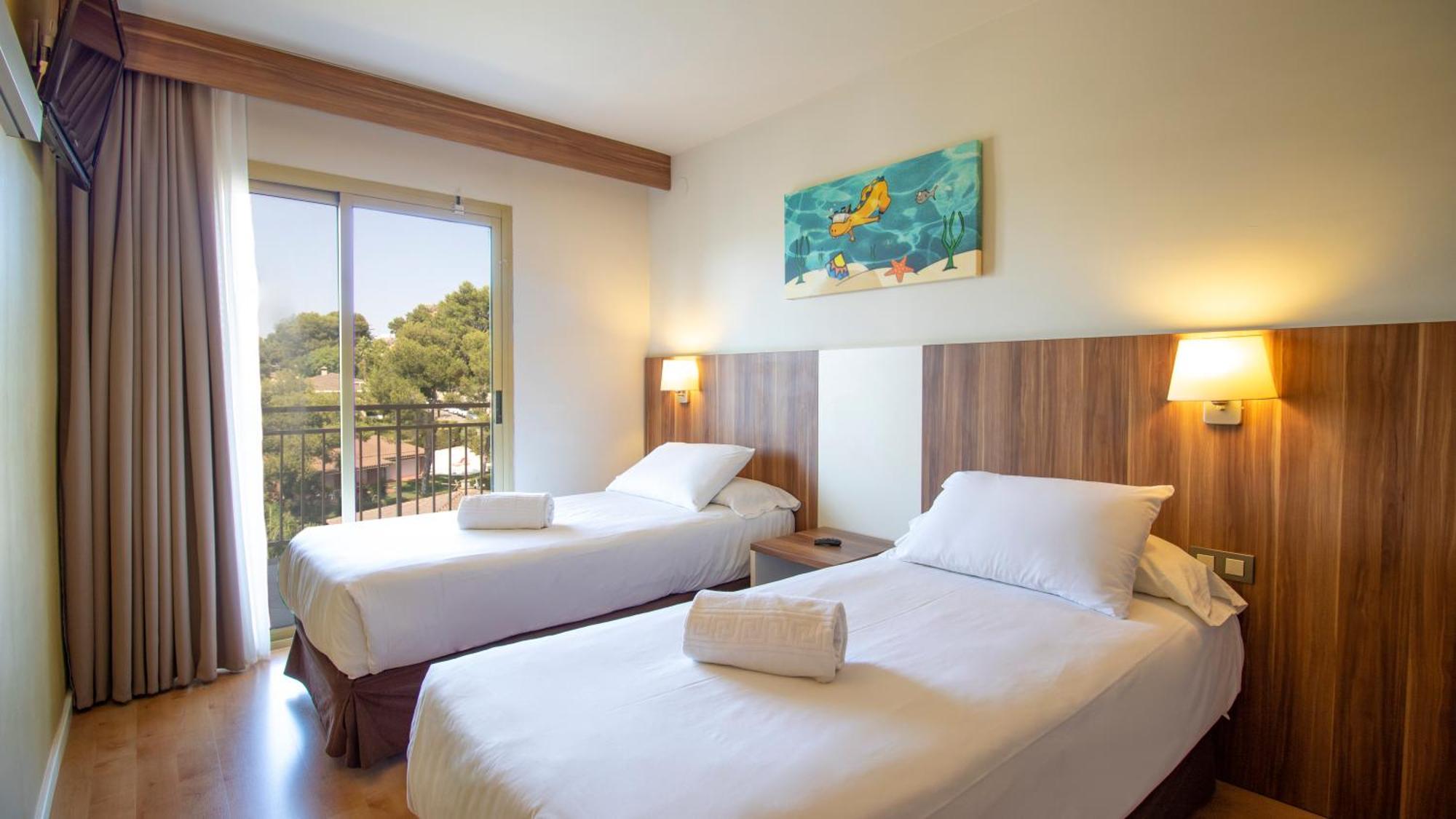 Golden Avenida Family Suites 4* Salou Exterior foto