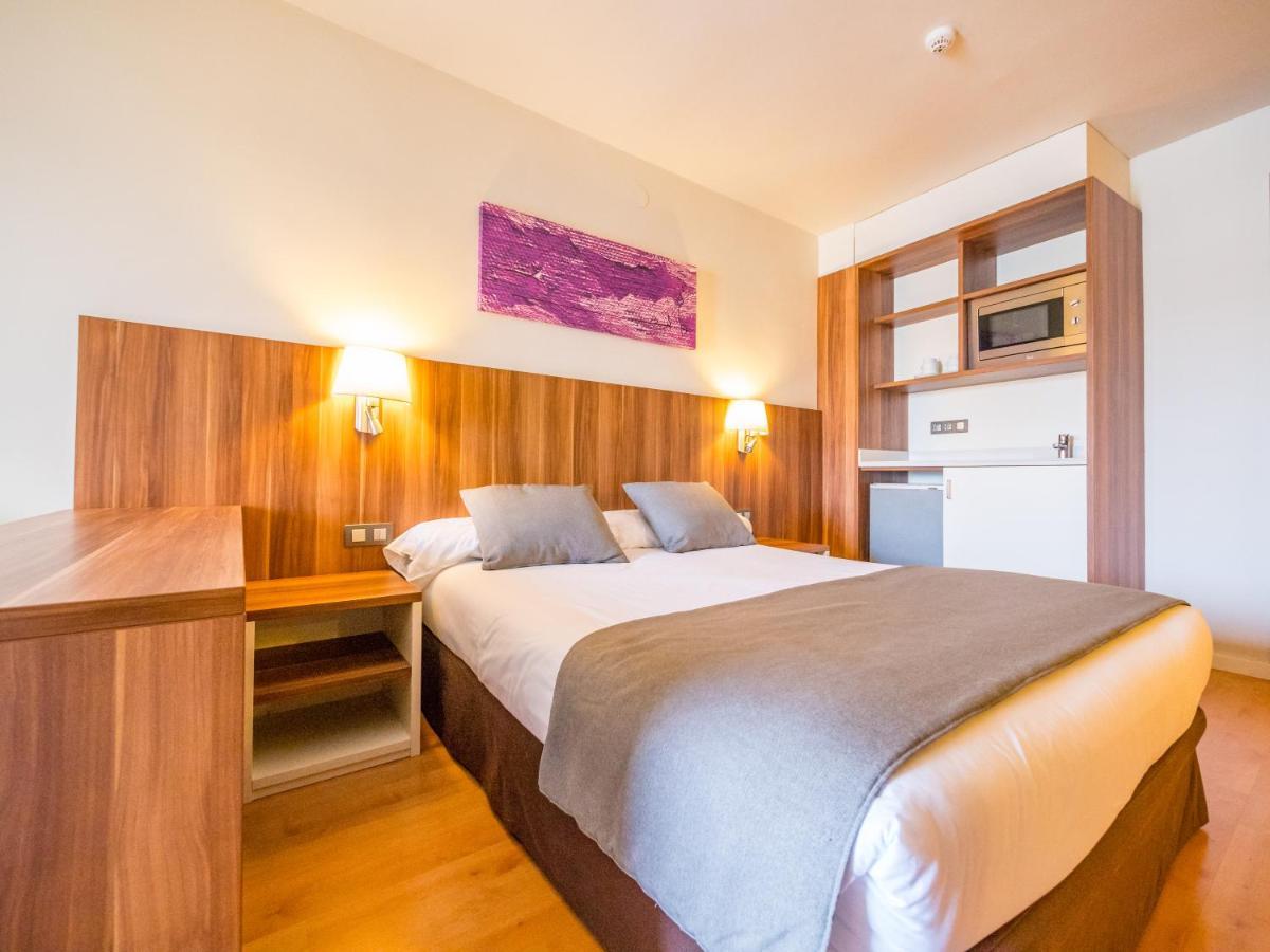 Golden Avenida Family Suites 4* Salou Exterior foto